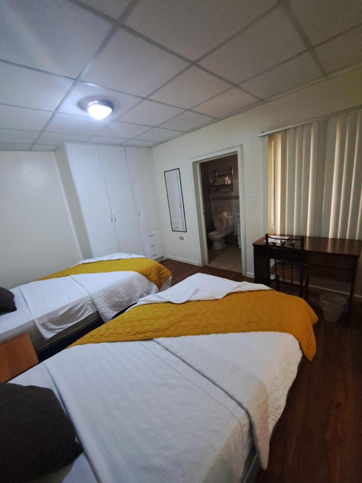 Hotel Mariscal Inn & Suite Куэнка Экстерьер фото